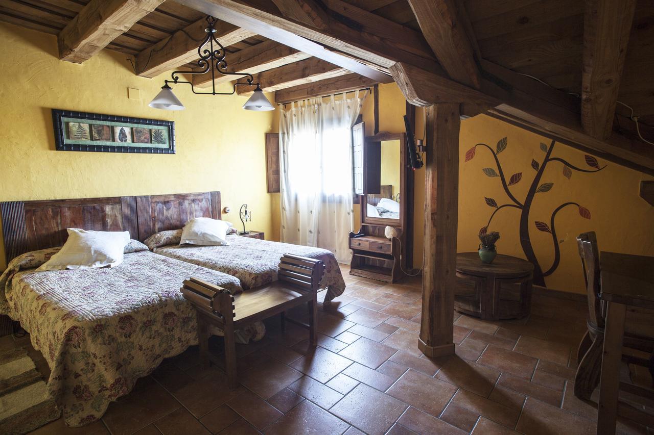 El Rincon De Las Hoces Del Duraton Burgomillodo ภายนอก รูปภาพ