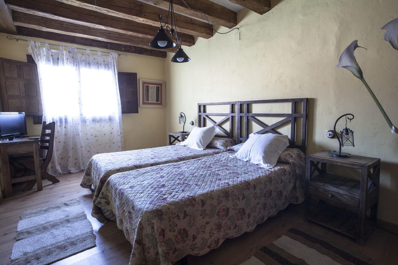El Rincon De Las Hoces Del Duraton Burgomillodo ภายนอก รูปภาพ
