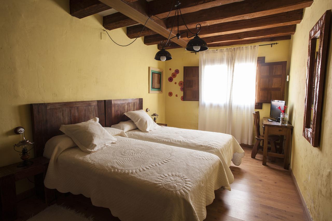El Rincon De Las Hoces Del Duraton Burgomillodo ภายนอก รูปภาพ